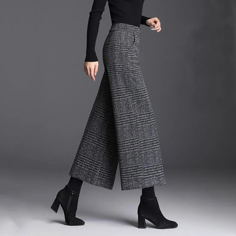 Lucia Plaid Wide-Leg Trouser