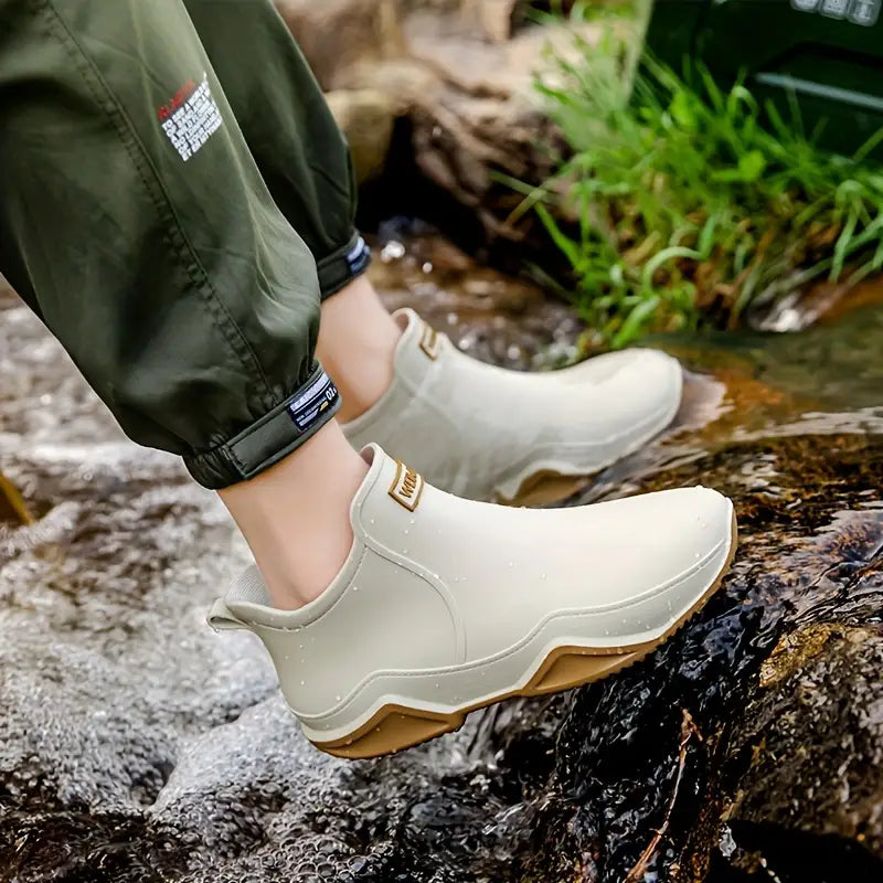 Manesko HydroShield Boots