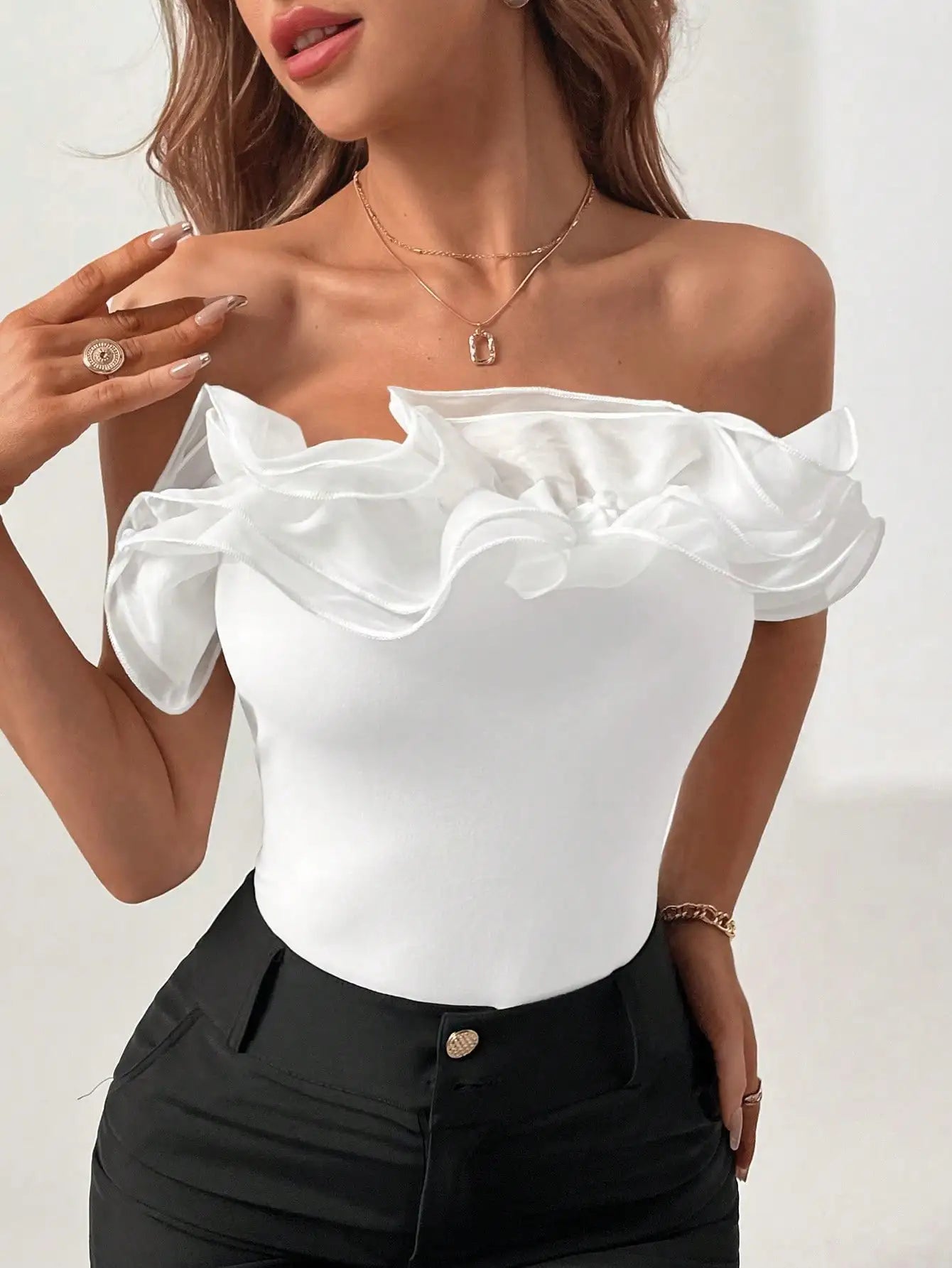 Marta Strapless Chic Top