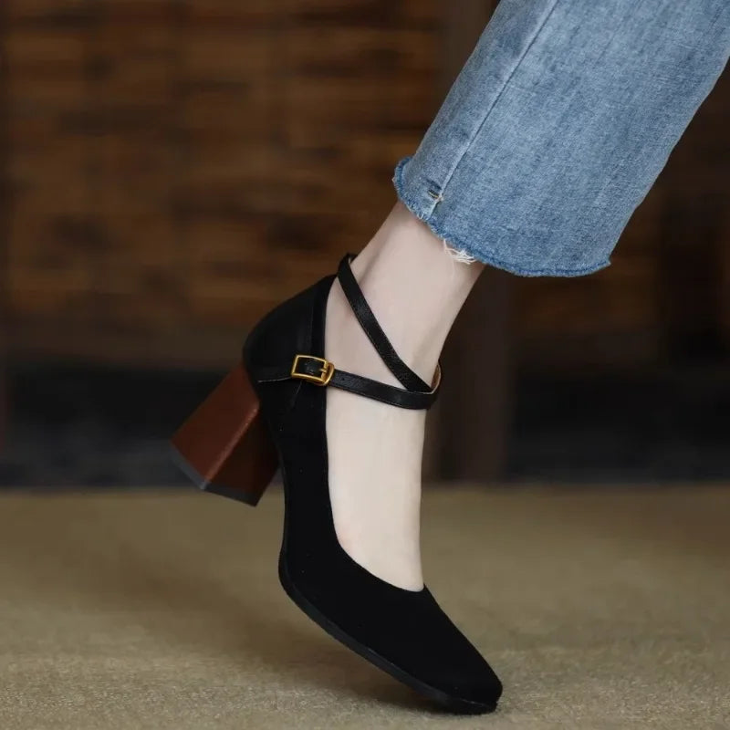 Fabia Square Toe Heel